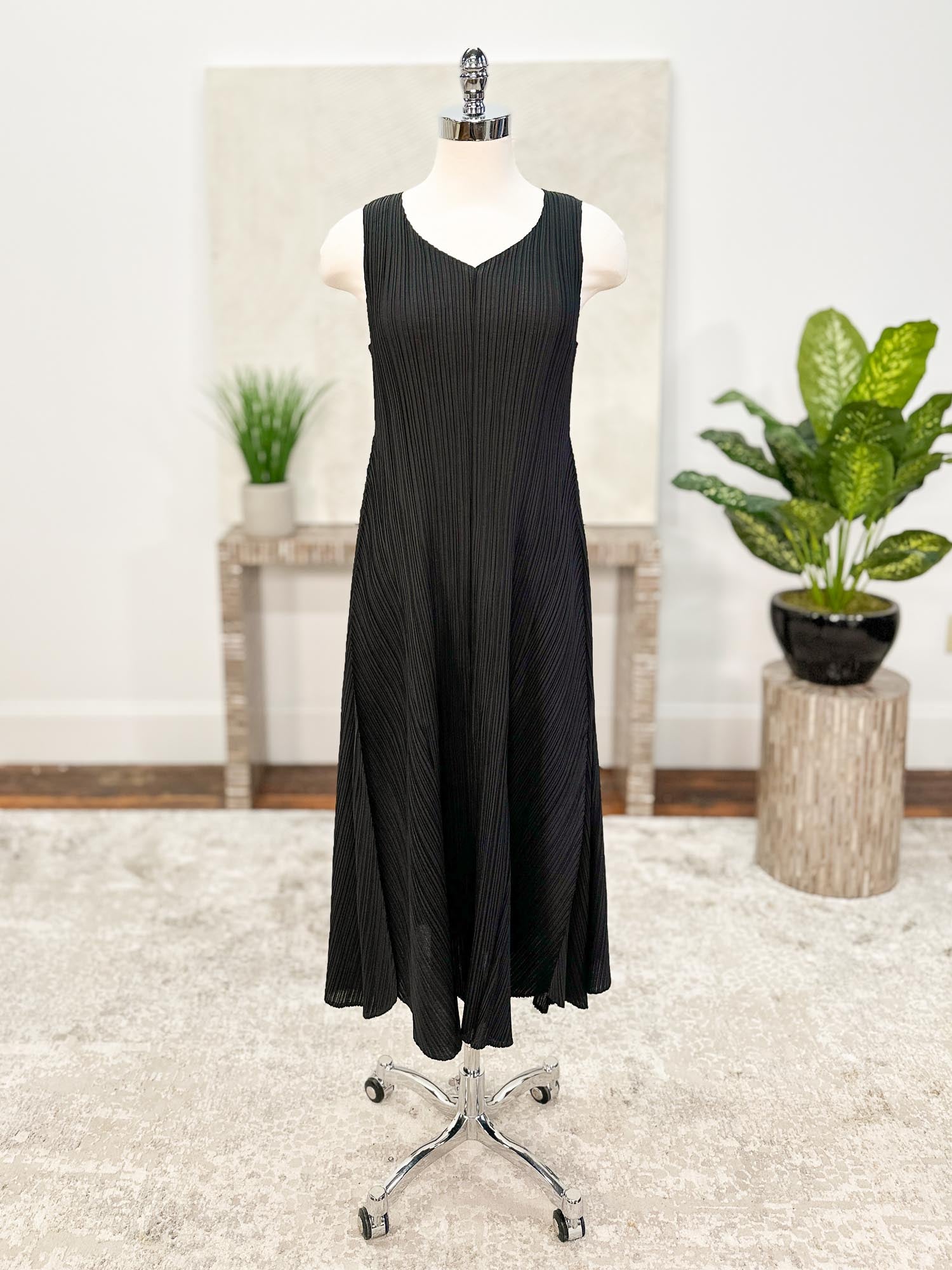 Alquema Long Estrella Dress, Black - Statement Boutique