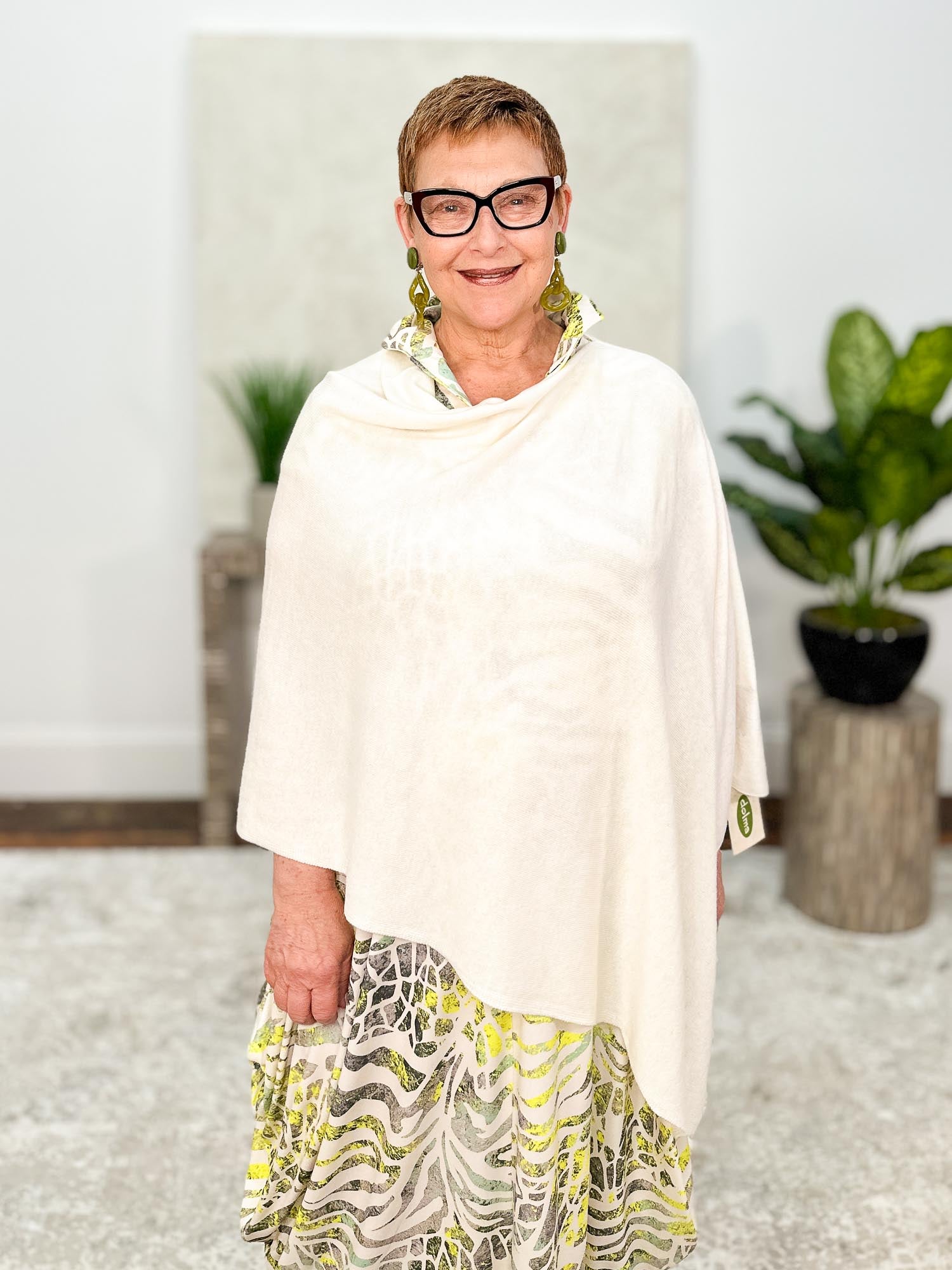 Dolma Cashmere Poncho Topper, Ivory - Statement Boutique